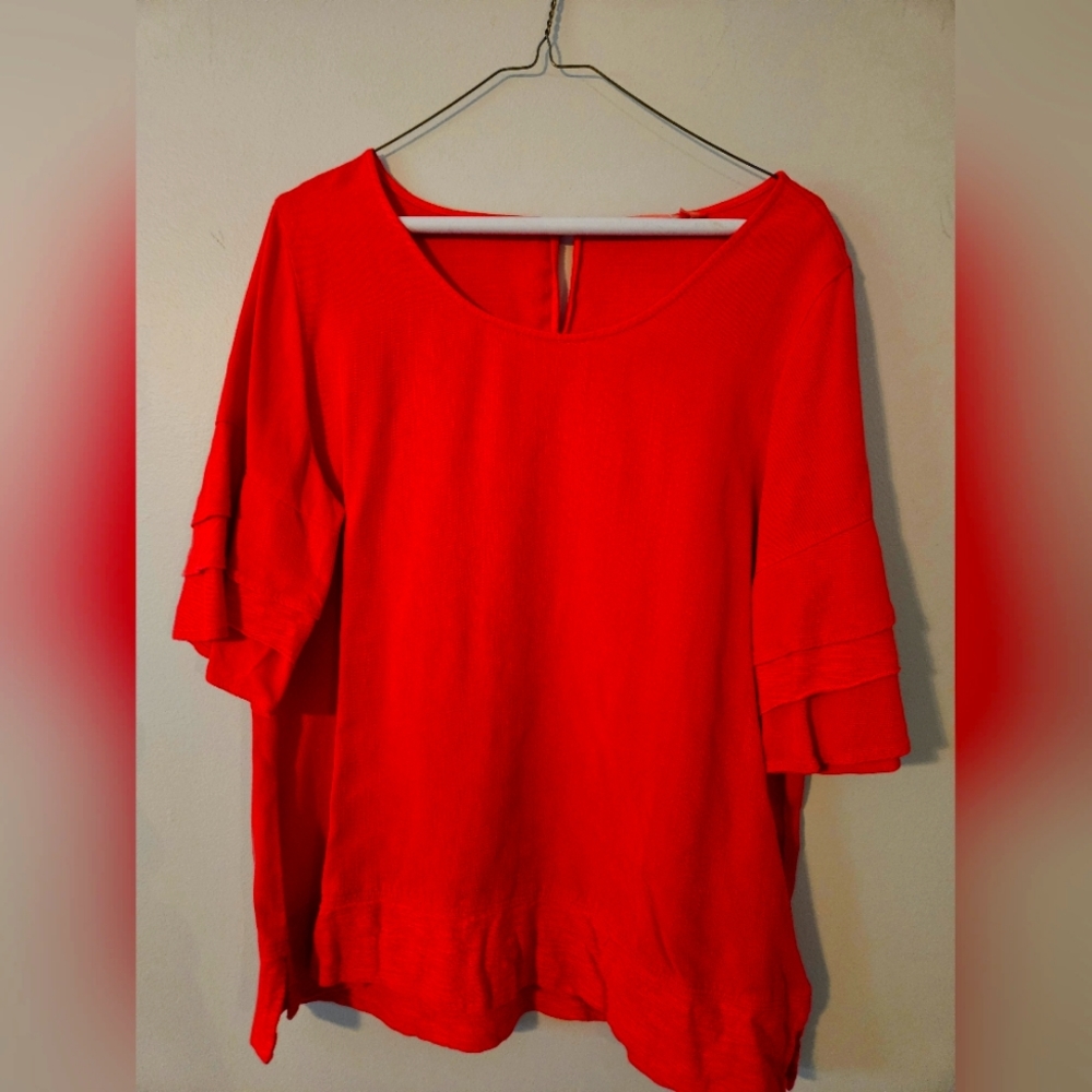 Soft surroundings top